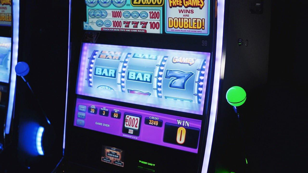 Permainan slot online dengan tema petualangan dan hadiah besar